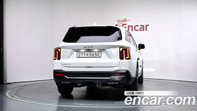 Kia Sorento — Фото автомобиля 4