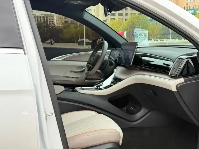 BYD Song Pro — Фото автомобиля 4