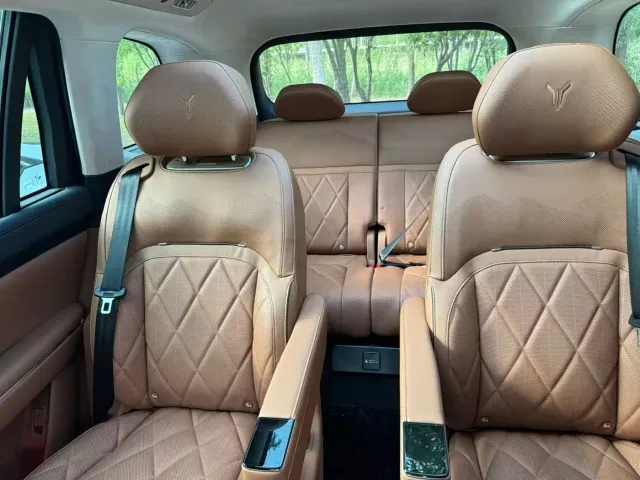 Voyah Auto VOYAH Taisan 2026 Model Base — Фото автомобиля 14