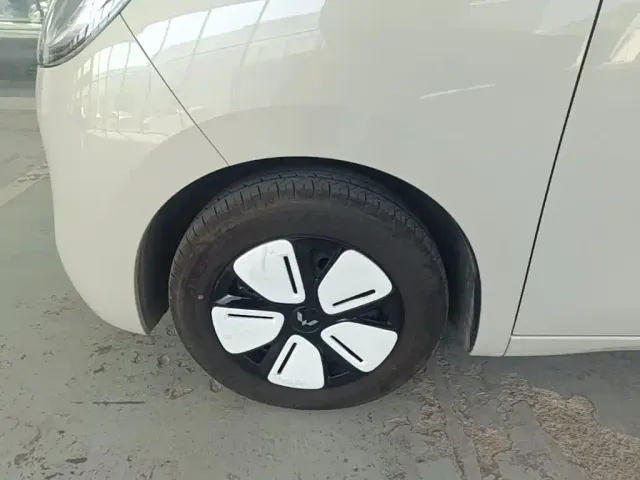 Wuling Hongguang Mini EV — Фото автомобиля 22