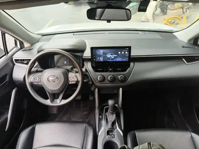 Toyota Corolla Cross — Фото автомобиля 12