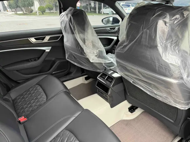 Audi A6L — Фото автомобиля 17