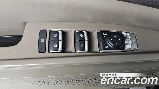 Kia Carnival 4th Gen — Фото автомобиля 12