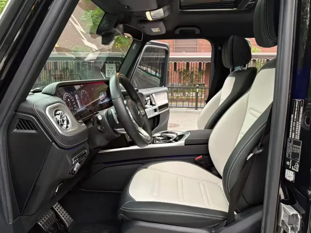 Mercedes-Benz G-Class — Фото автомобиля 9