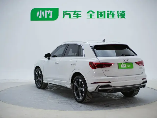 Audi Q3 — Фото автомобиля 5