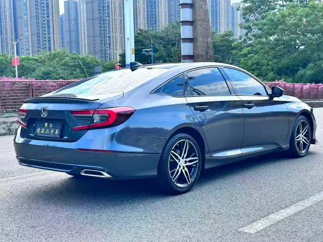 Honda Accord — Фото автомобиля 7