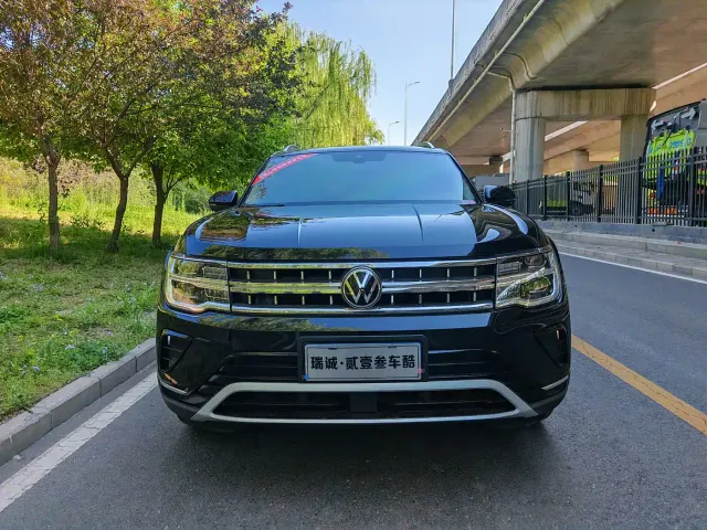 Volkswagen Teramont — Фото автомобиля 2