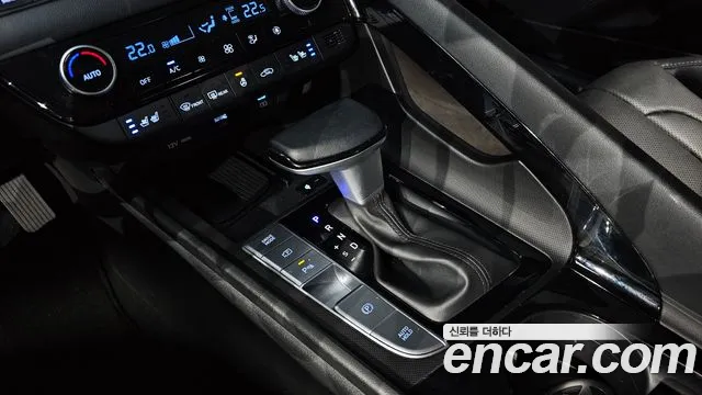 Hyundai Avante CN7 — Фото автомобиля 12