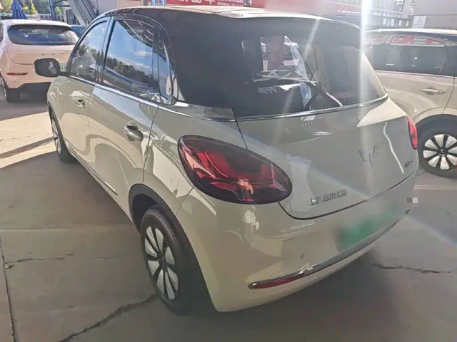 Wuling Bingo — Фото автомобиля 4