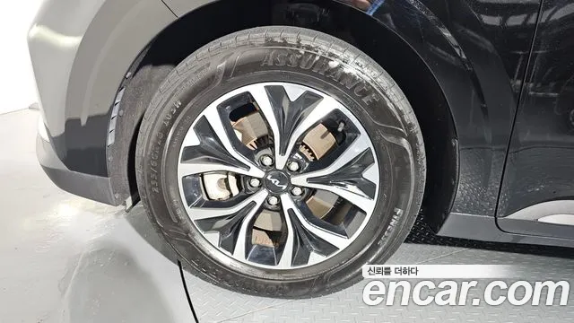 Kia Canival Carnival 4 поколение 9 мест Prestige — Фото автомобиля 5