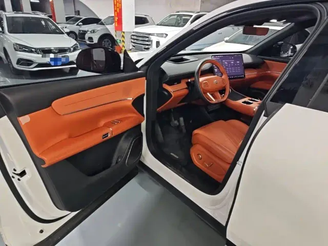 Changan Qiyuan Q07 — Фото автомобиля 15