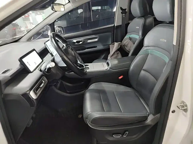 GAC Aion Y — Фото автомобиля 14