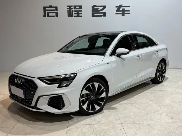 Фотография автомобиля — Audi A3