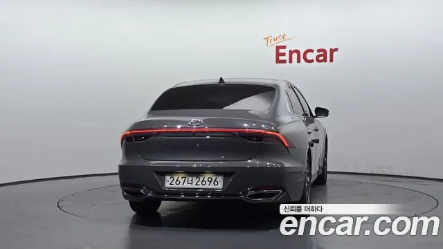 Hyundai Grandeur Premium — Фото автомобиля 4