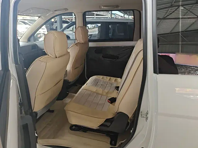 Wuling Hongguang — Фото автомобиля 16