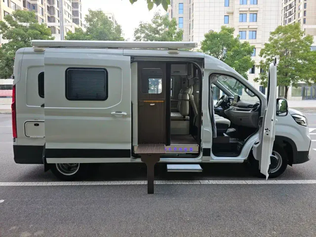 Maxus SAIC Maxus MAXUS V90 RV — Фото автомобиля 20