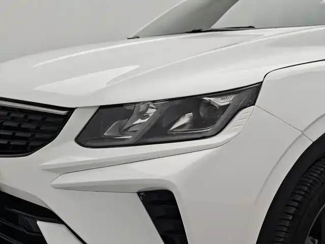 Geely Binyue — Фото автомобиля 15