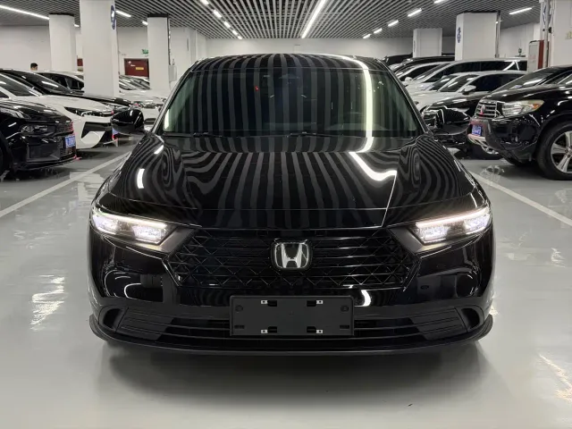 Honda Accord — Фото автомобиля 2
