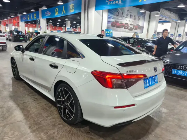 Honda Civic — Фото автомобиля 9