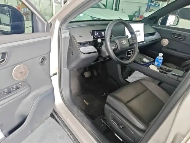 Toyota BoZhi 3X — Фото автомобиля 15