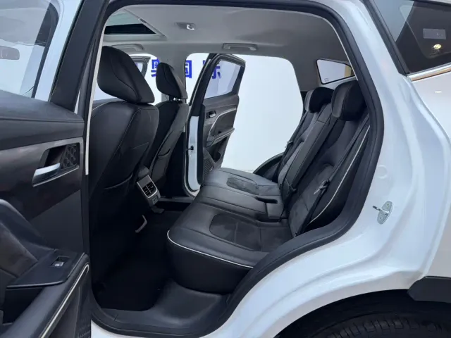 Haval H6 — Фото автомобиля 12