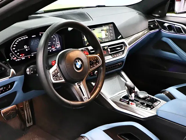 BMW M4 — Фото автомобиля 11
