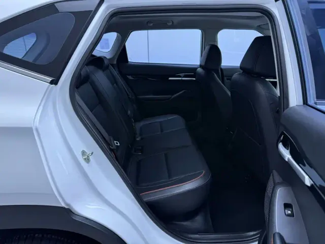 Kia Seltos — Фото автомобиля 22