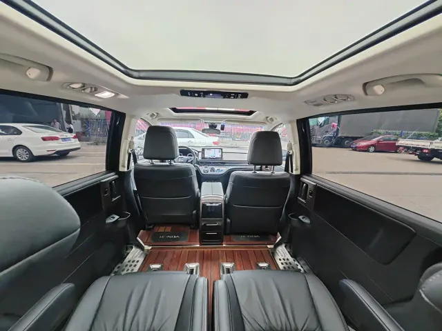 Honda Odyssey — Фото автомобиля 7