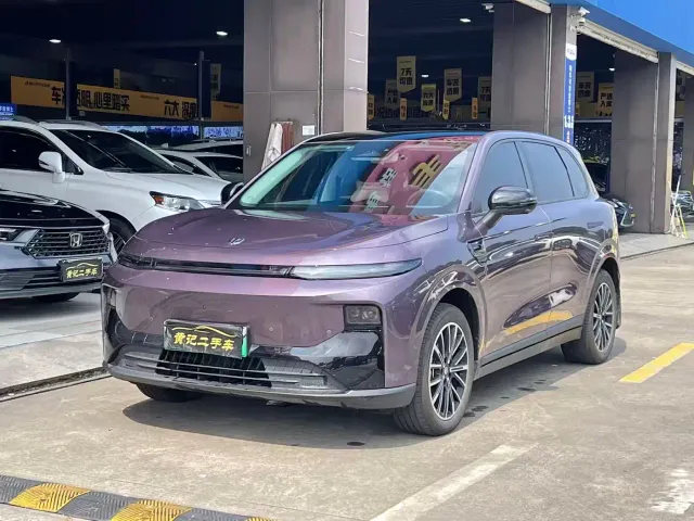 Фотография автомобиля — Leapmotor B10