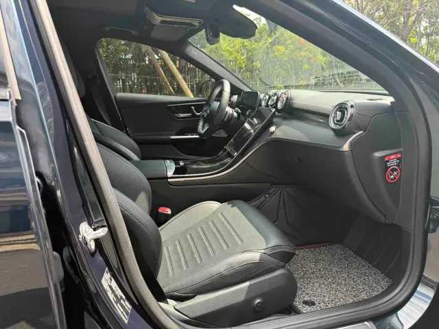 Mercedes-Benz C-Class — Фото автомобиля 7