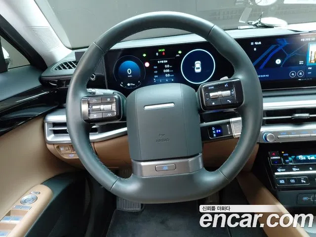 Hyundai Grandeur Grandeur (GN7) 2.5 Бензин 2WD — Фото автомобиля 14