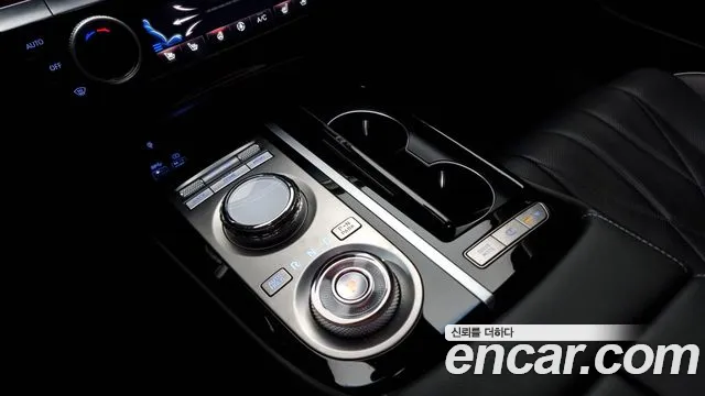 Genesis G80 Бензин 2.5 турбо AWD — Фото автомобиля 9