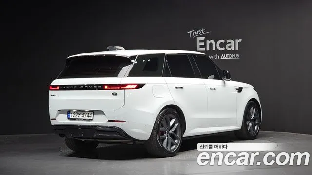 Land Rover Range Rover Sport — Фото автомобиля 2