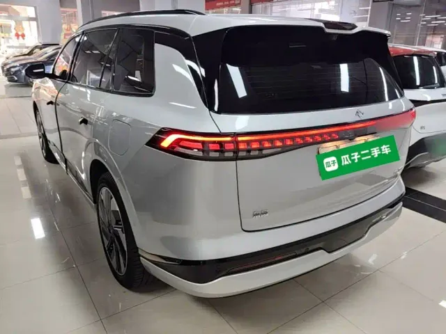 Dongfeng eπ 008 — Фото автомобиля 4