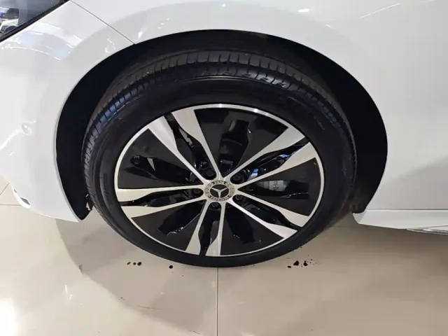 Mercedes-Benz C-Class — Фото автомобиля 22