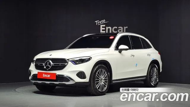 Фотография автомобиля — Mercedes-Benz GLC-Class