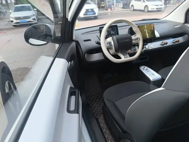 Changan Lumin — Фото автомобиля 15