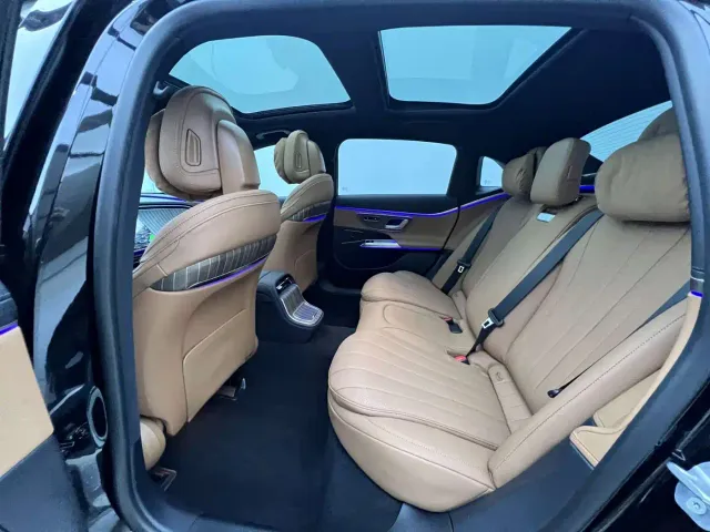 Mercedes-Benz E-Class — Фото автомобиля 9
