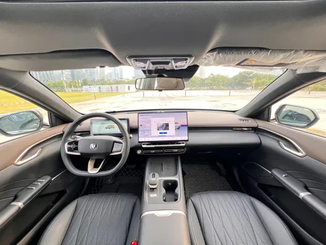 Changan Eado — Фото автомобиля 8
