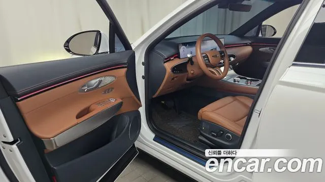 Genesis GV70 2.5T Бензин AWD — Фото автомобиля 10