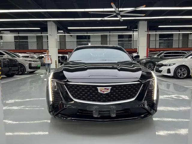 Cadillac CT5 — Фото автомобиля 2