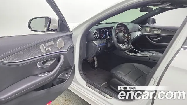 Mercedes-Benz E-Class E-класс W213 — Фото автомобиля 9