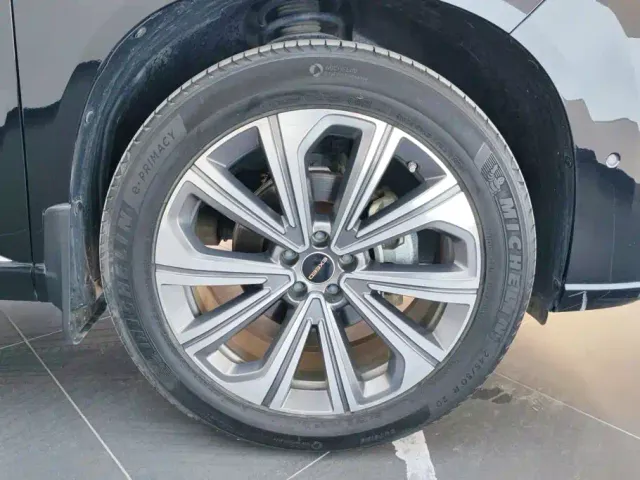 Exeed VX — Фото автомобиля 6