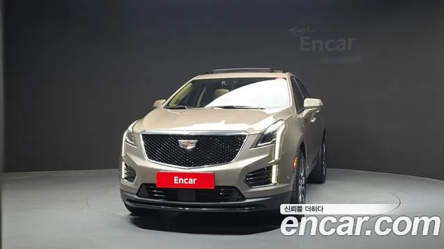 Cadillac XT5 — Фото автомобиля 3