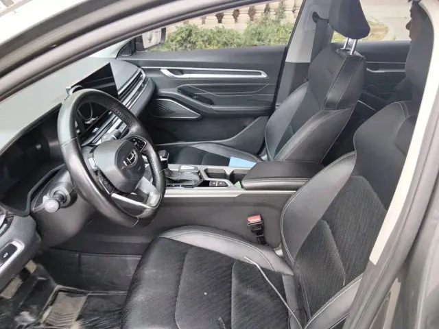 Geely Emgrand — Фото автомобиля 16