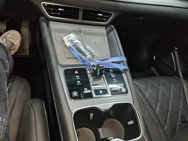BYD Sealion 07 EV — Фото автомобиля 13