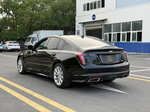 Cadillac CT5 — Фото автомобиля 7