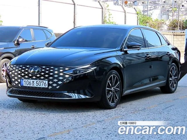 Фотография автомобиля — Hyundai Grandeur Grandeur (New)