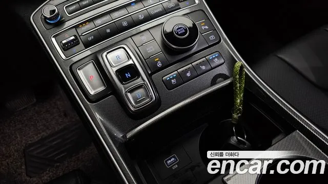 Hyundai Santafe Новый Santa Fe Дизель 2.2 2WD — Фото автомобиля 9