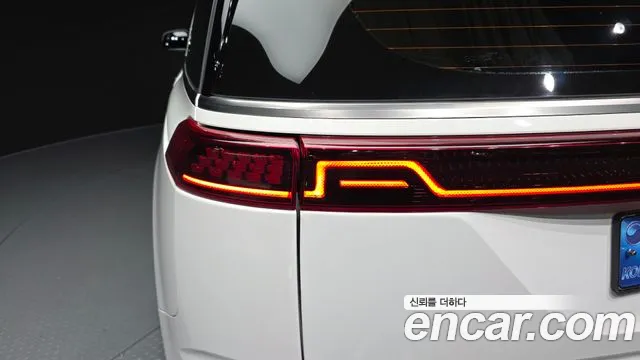 Kia Canival Carnival 4 поколение Бензин 9 мест Hi-Limousine — Фото автомобиля 5
